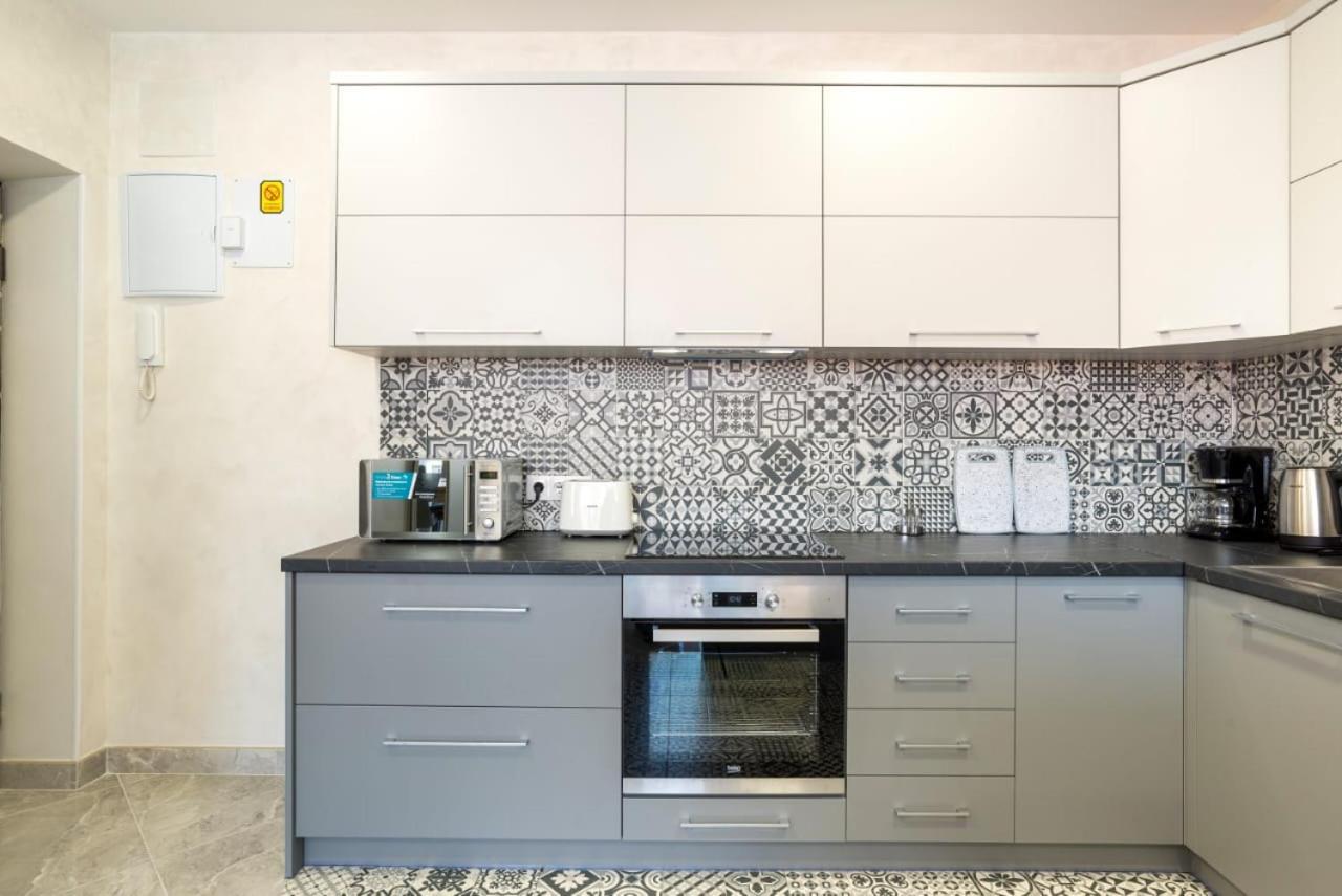 Dream House Rooms Malaga - Habitacion En El Apartemento ภายนอก รูปภาพ